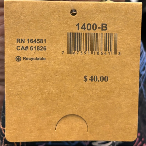 SPIDERS 🕷️ Feels like cuddled in a fleece Lots of stretching M-L Super Soft - Picture 6 of 9